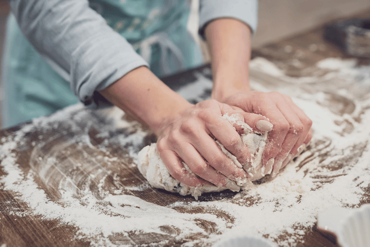 Helpful baking measurements and conversions tables (US to UK)