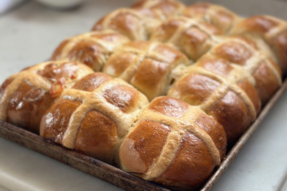 Jalapeño & Cheddar Hot Cross Buns Recipe - Cotswold Flour
