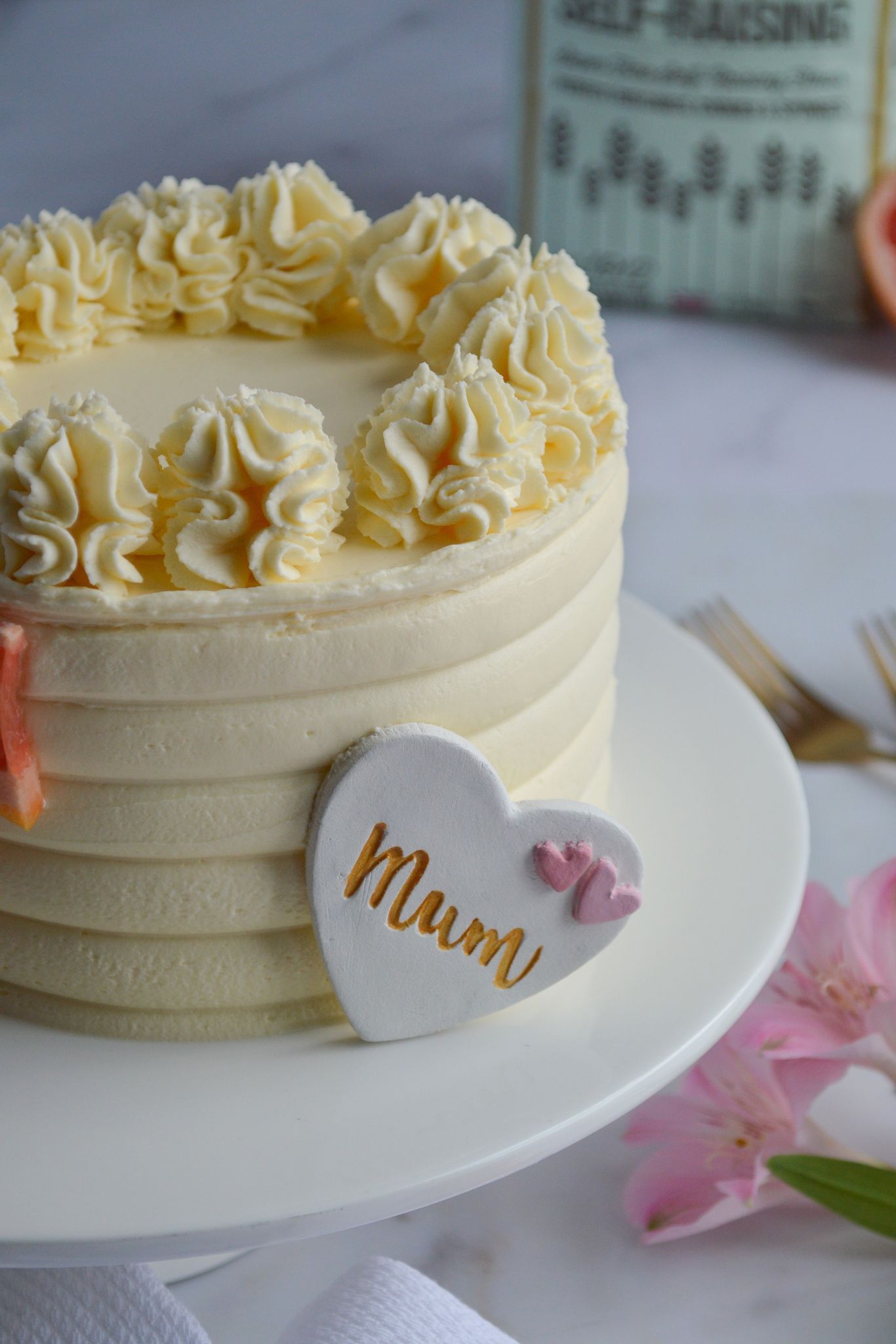 Grapefruit and Chia Seeds Cake