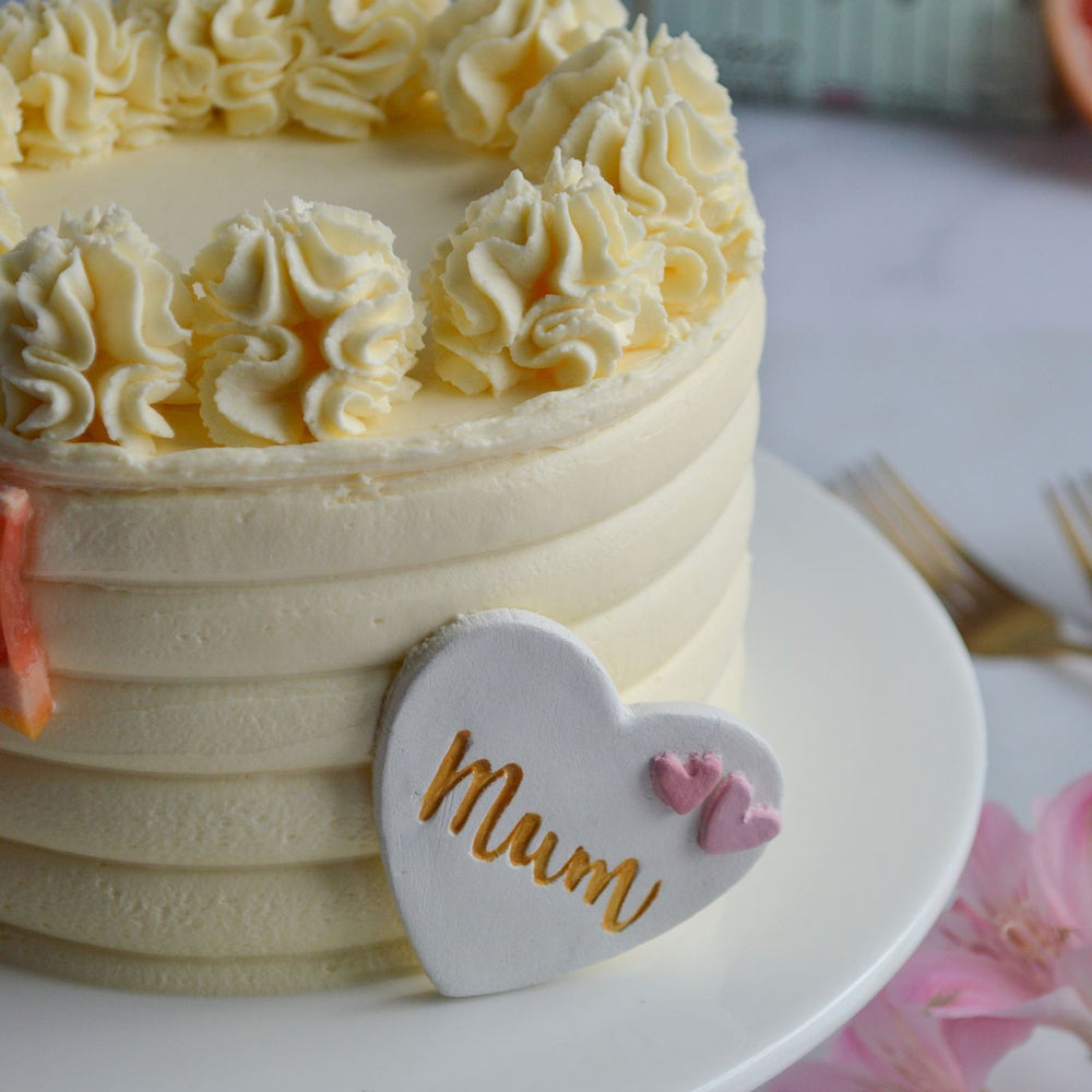 Grapefruit and Chia Seeds Cake