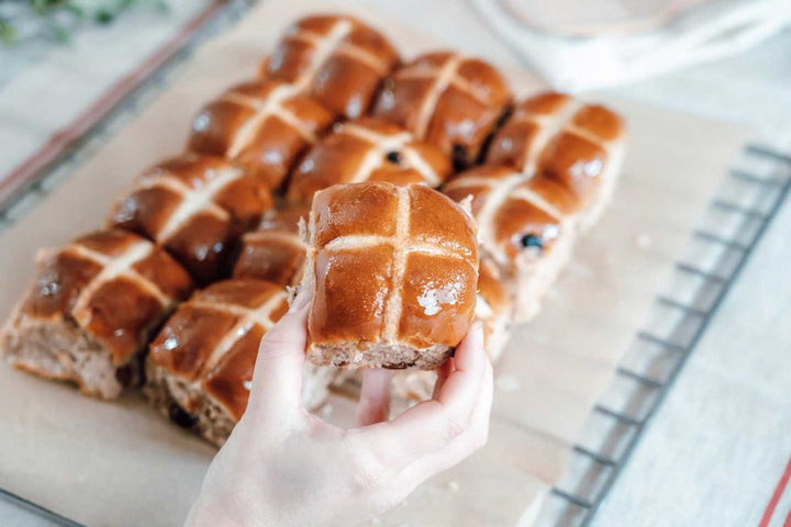 Quick & Easy Hot Cross Buns