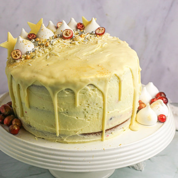 White Chocolate Christmas Cake