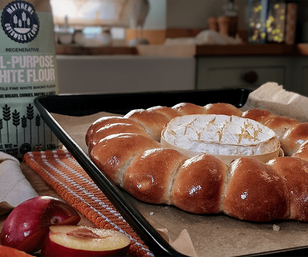 Tear and Share Festive Wreath - Cotswold Flour