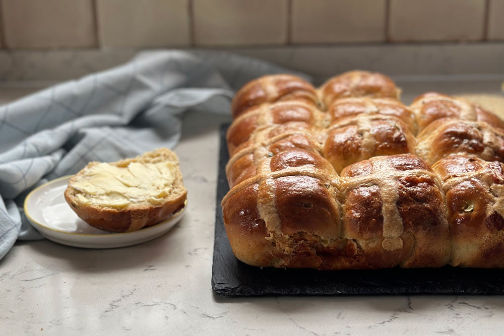 Jalapeño & Cheddar Hot Cross Buns Recipe