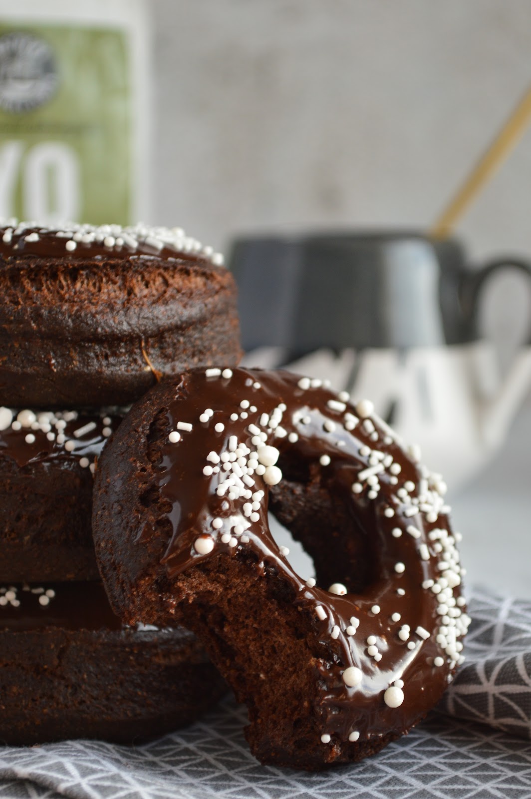 Wholemeal Chocolate Donuts – Cotswold Flour
