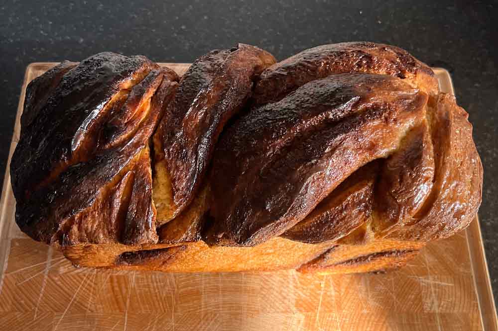 Issy’s Sourdough Gingerbread Babka Recipe – Cotswold Flour